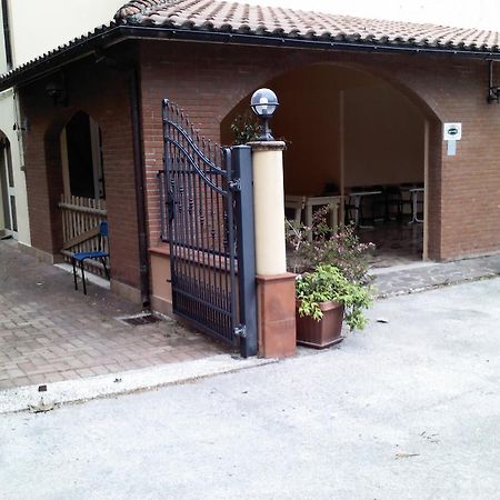 Albergo Magrini Della Genga Genga  Exterior foto
